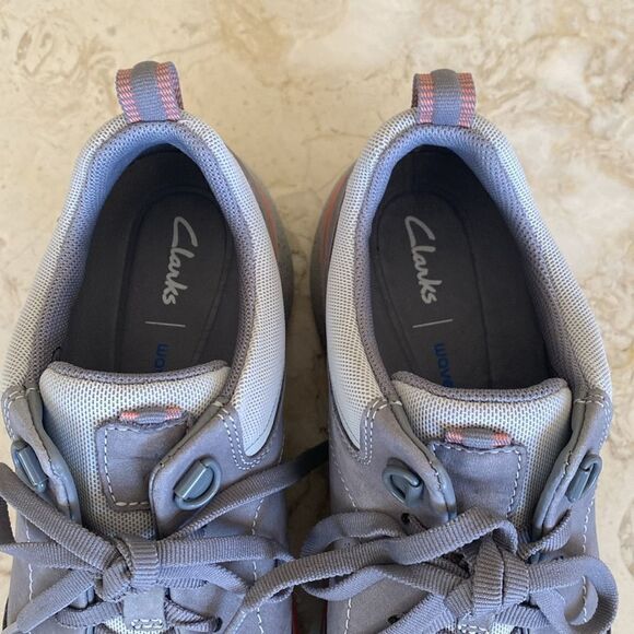 Clarks Wave 2.0 Lace Waterproof Sneakers Grey/Peach - Picture 12 of 16